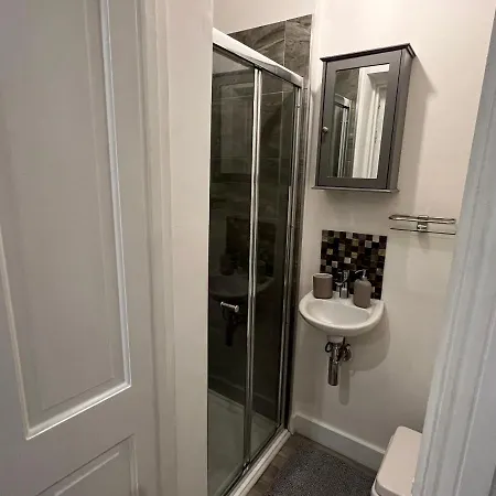 Villa 4 Bed House 10 Min Walk To Tube London Exterior foto
