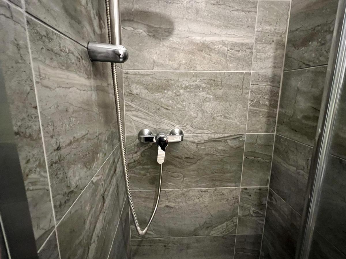 4 Bed House 10 Min Walk To Tube Лондон